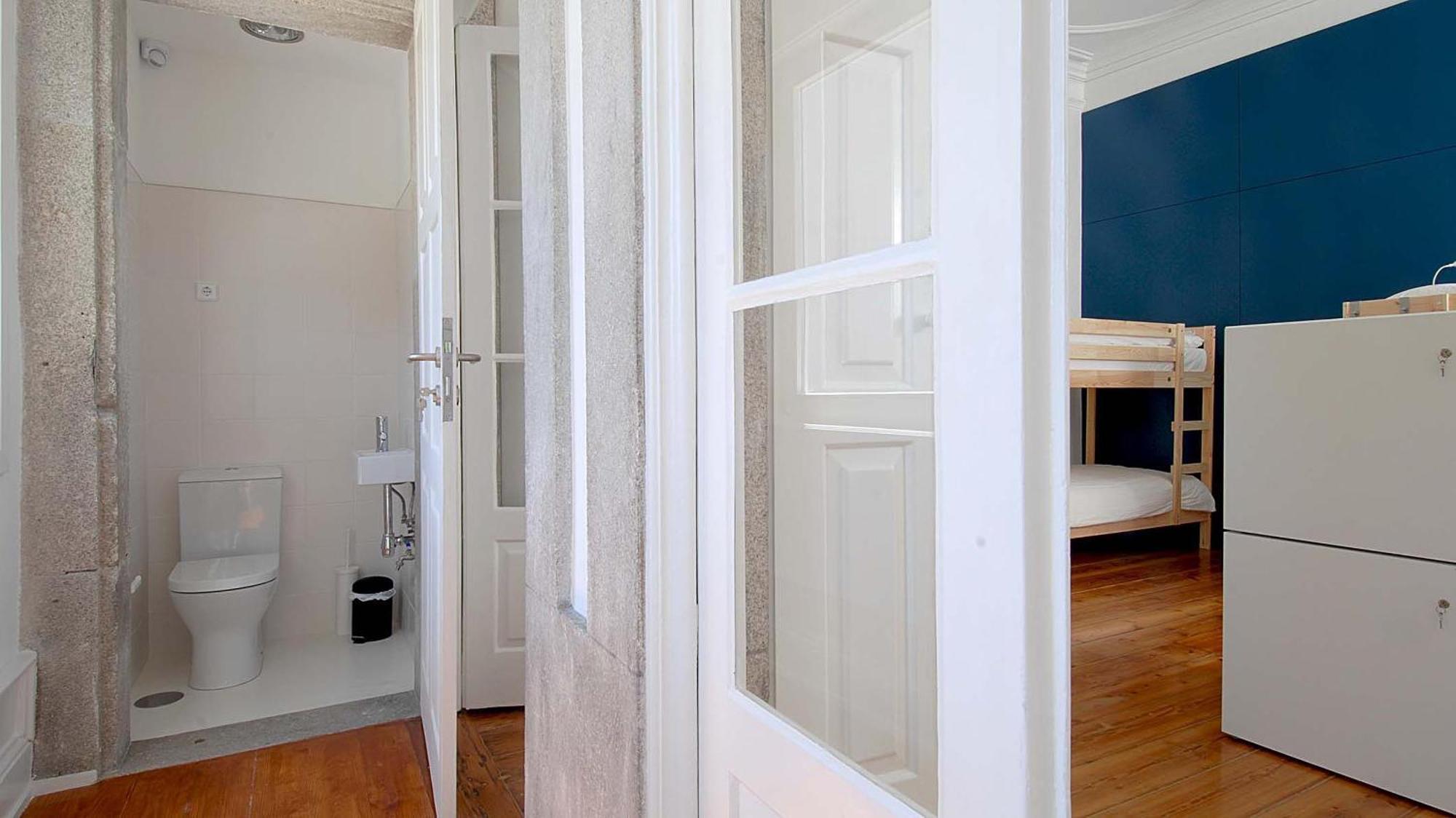 Economy Vierpersoonskamer met Gedeelde Badkamer